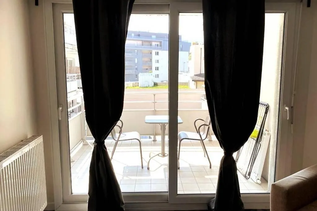 Apartment Jeremy T2 Idealement Situethonon Centre Avec Terrasse Et Garage France
